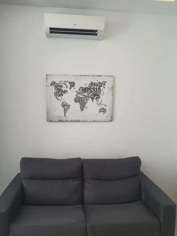Apartamento PISO ESTUPENDO a 3 min de la ESTACION DE TREN AVE y BUS Málaga España