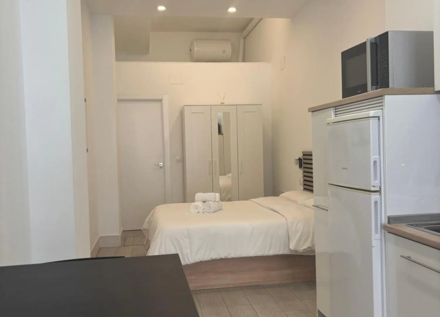 Apartamento PISO ESTUPENDO a 3 min de la ESTACION DE TREN AVE y BUS Málaga 0*,  España
